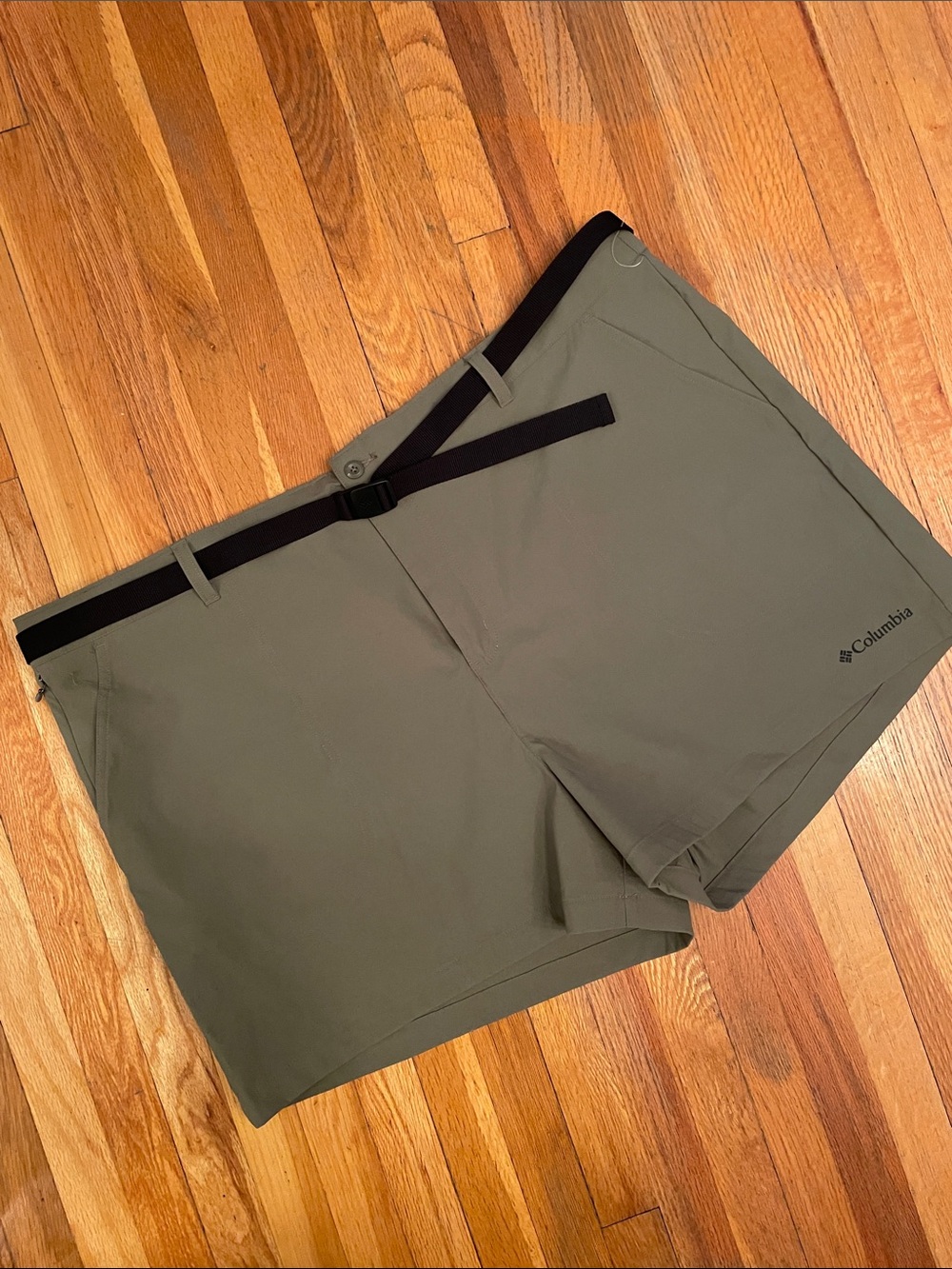 ⭐️NWT COLUMBIA Women’s Sporty Short Court Regular Fit Shorts Black Belted Waist